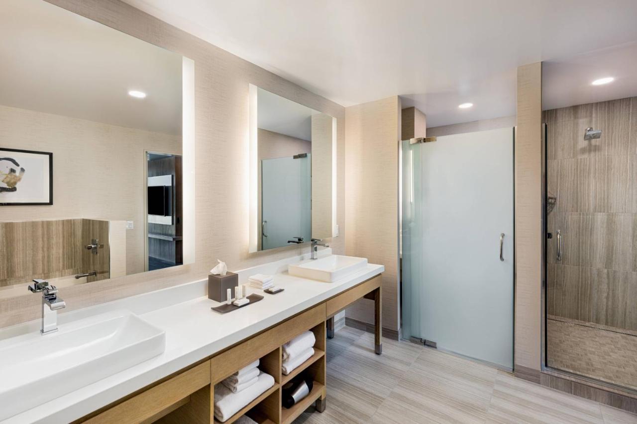 Courtyard By Marriott Los Angeles Monterey Park Exterior foto