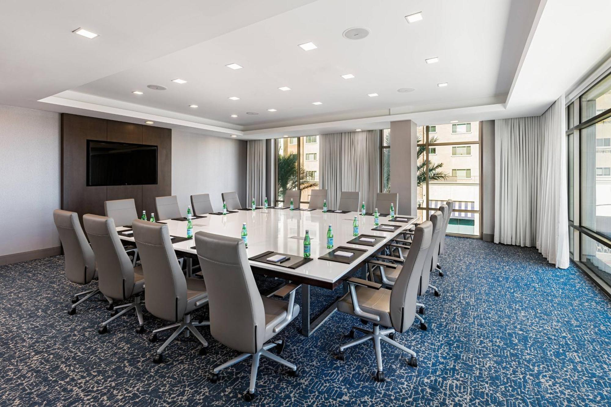 Courtyard By Marriott Los Angeles Monterey Park Exterior foto