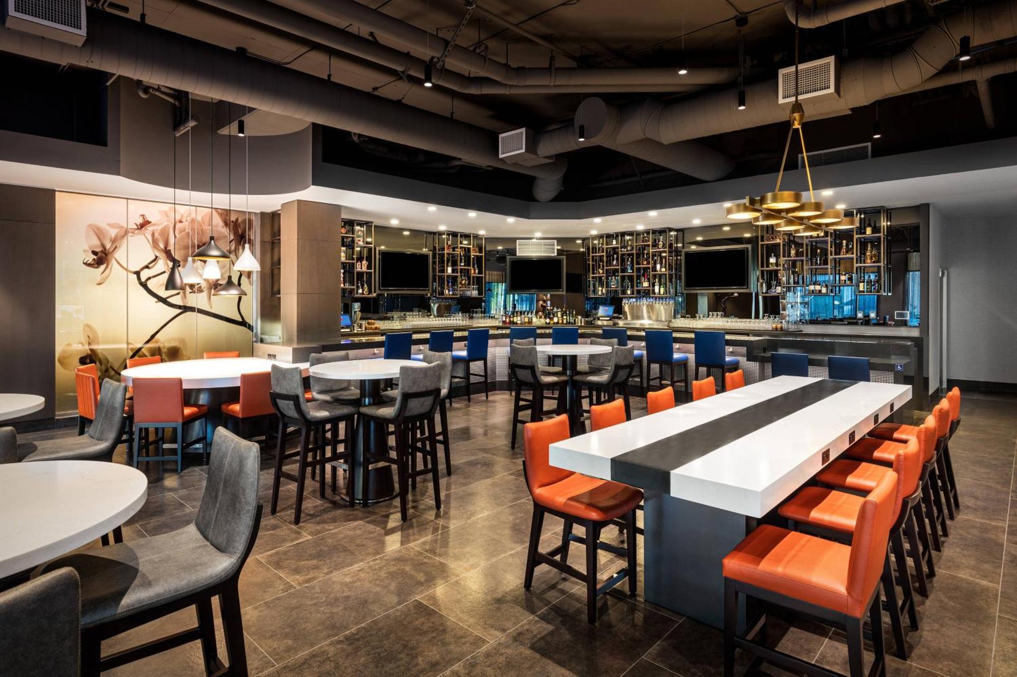 Courtyard By Marriott Los Angeles Monterey Park Exterior foto